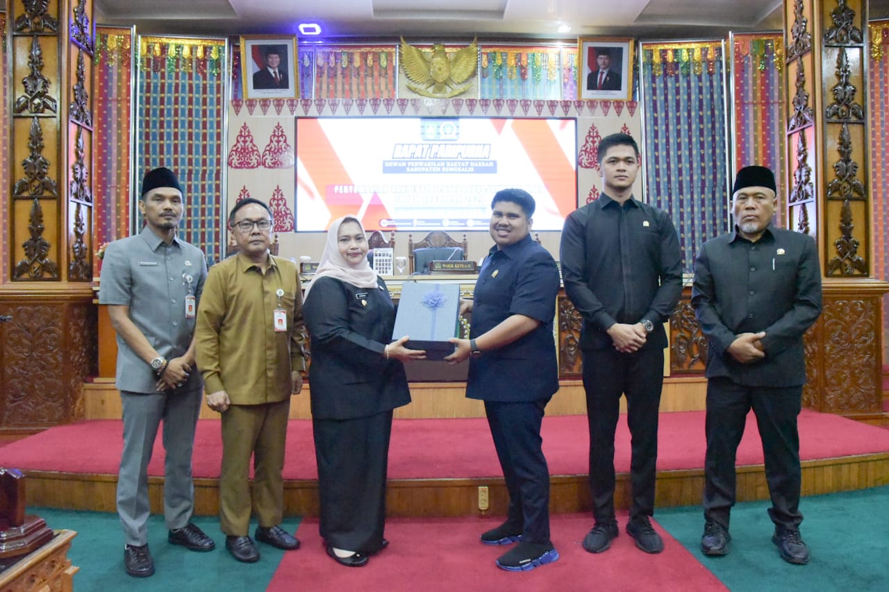 https://diskominfotik.bengkaliskab.go.id/asset/berita/original/67176468605-img-20250616-wa0002.jpg