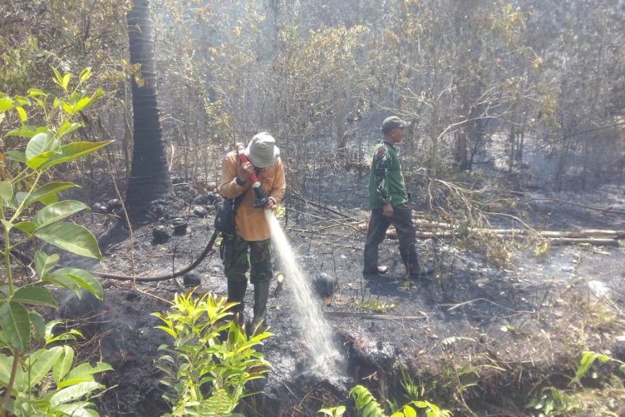 Jalan Mbah Dukun di Desa Jangkang Kecamatan Bantan Ikut Terbakar