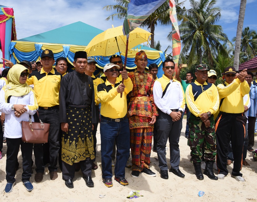 Bupati Bengkalis Resmi Buka Festival Pantai Rupat Utara