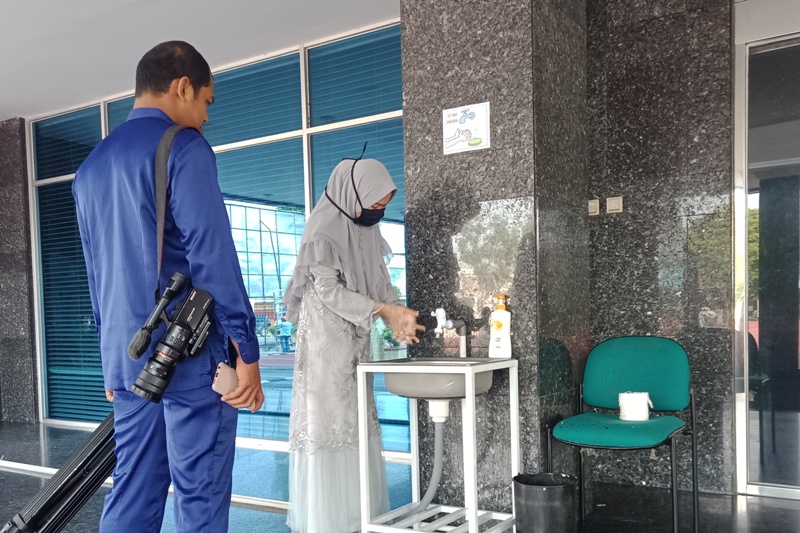 H Bustami HY, “Setiap PD di Pemkab Bengkalis Harus Jadi Kawasan Wajib Gunakan Masker”