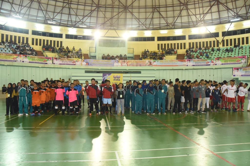 Bupati Ucapkan Selamat Pada Pemenang Kompetisi Olahraga Cabor Futsal dan Sepak Takraw Tingkat Pelajar