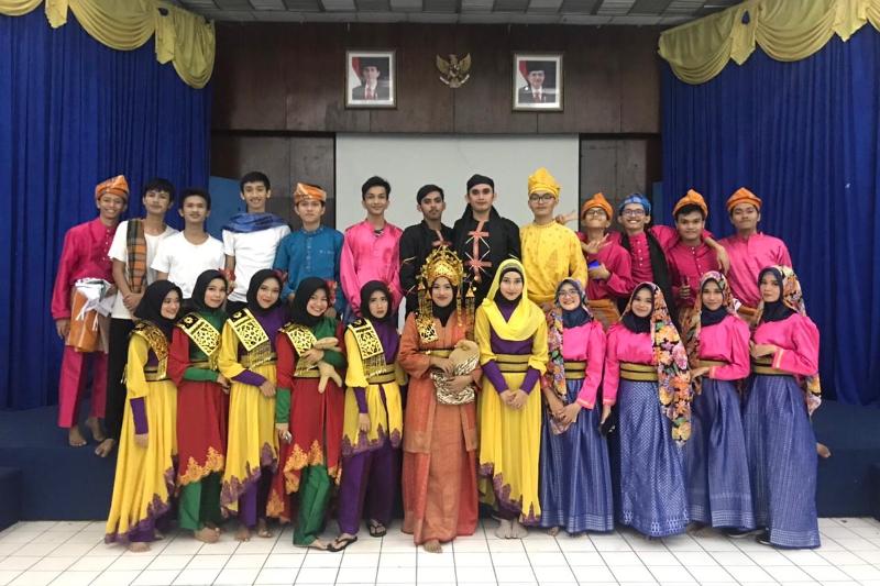  IKPMR Bogor Pentaskan Teater Laila di Gebyar Nusantara 2019 IPB University