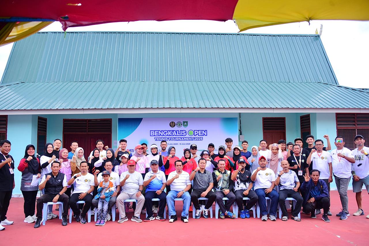 https://diskominfotik.bengkaliskab.go.id/asset/berita/original/81847389996-212f45c7-cd72-4710-bf7c-5bbcd64bab35.jpeg