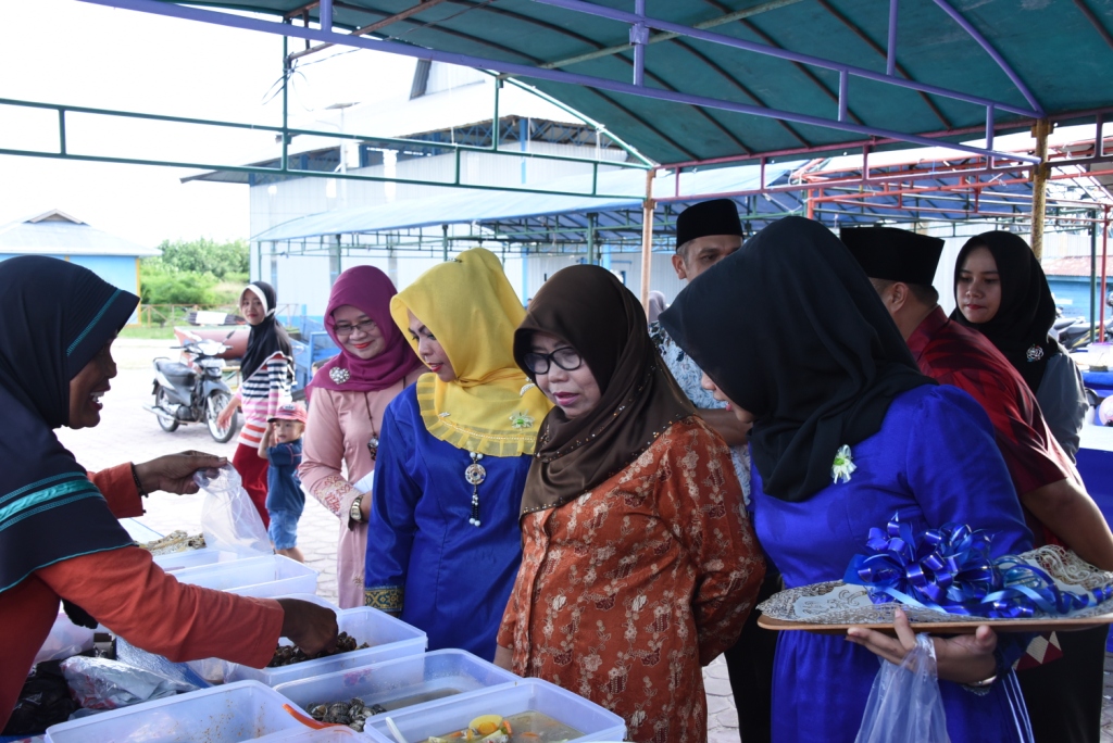 101 Pedagang Ramaikan Pasar Ramadhan