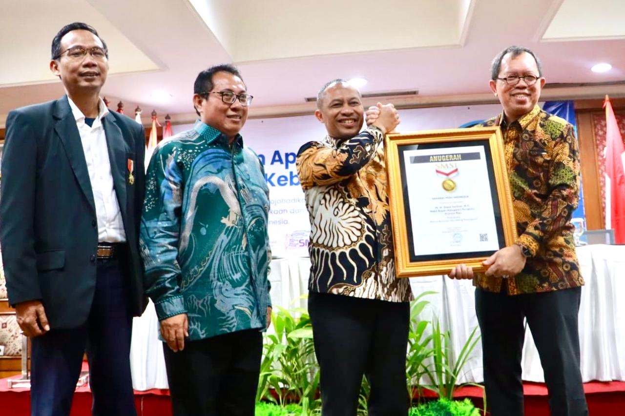 https://diskominfotik.bengkaliskab.go.id/asset/berita/original/84546042589-c92effb8-7a15-4167-9059-d50ba9a03a9e.jpeg