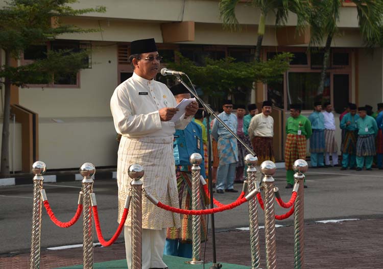 Plt Sekda Bengkalis Pimpin Apel Puncak Peringatan Hari Jadi Provinsi Riau