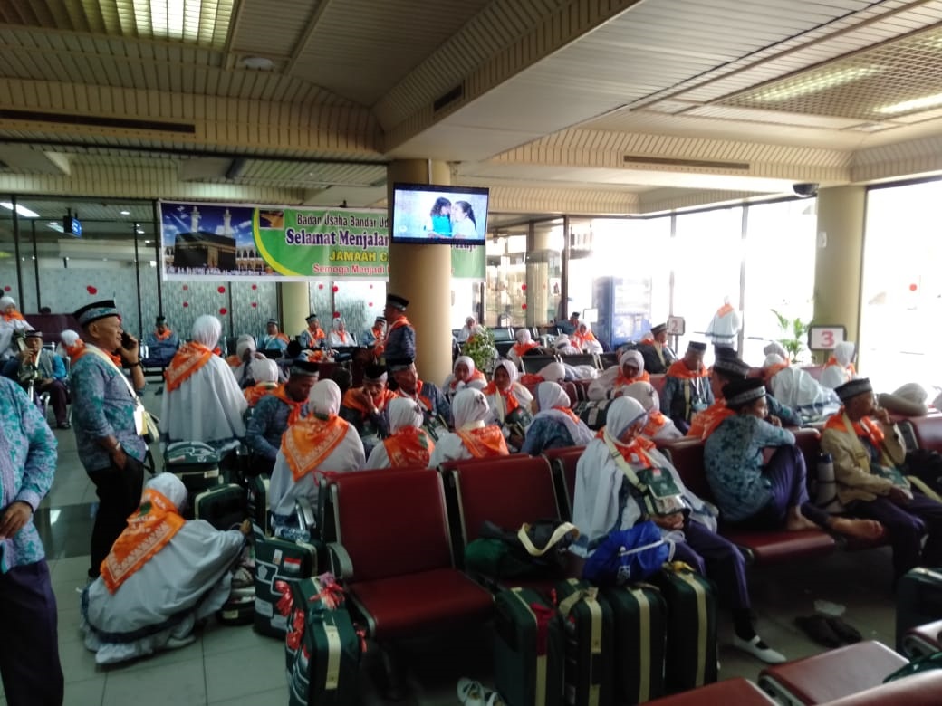 Selamat Tiba di Batam, JCH Manfaatkan Waktu di Ruang Tunggu Bandara Hang Nadim