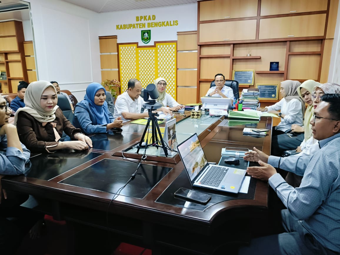 Tingkatkan Kualitas Laporan Keuangan, Pemkab Bengkalis Lakukan Launching dan Sosialisasi Buku Pintar Akuntansi Pemerintah Daerah