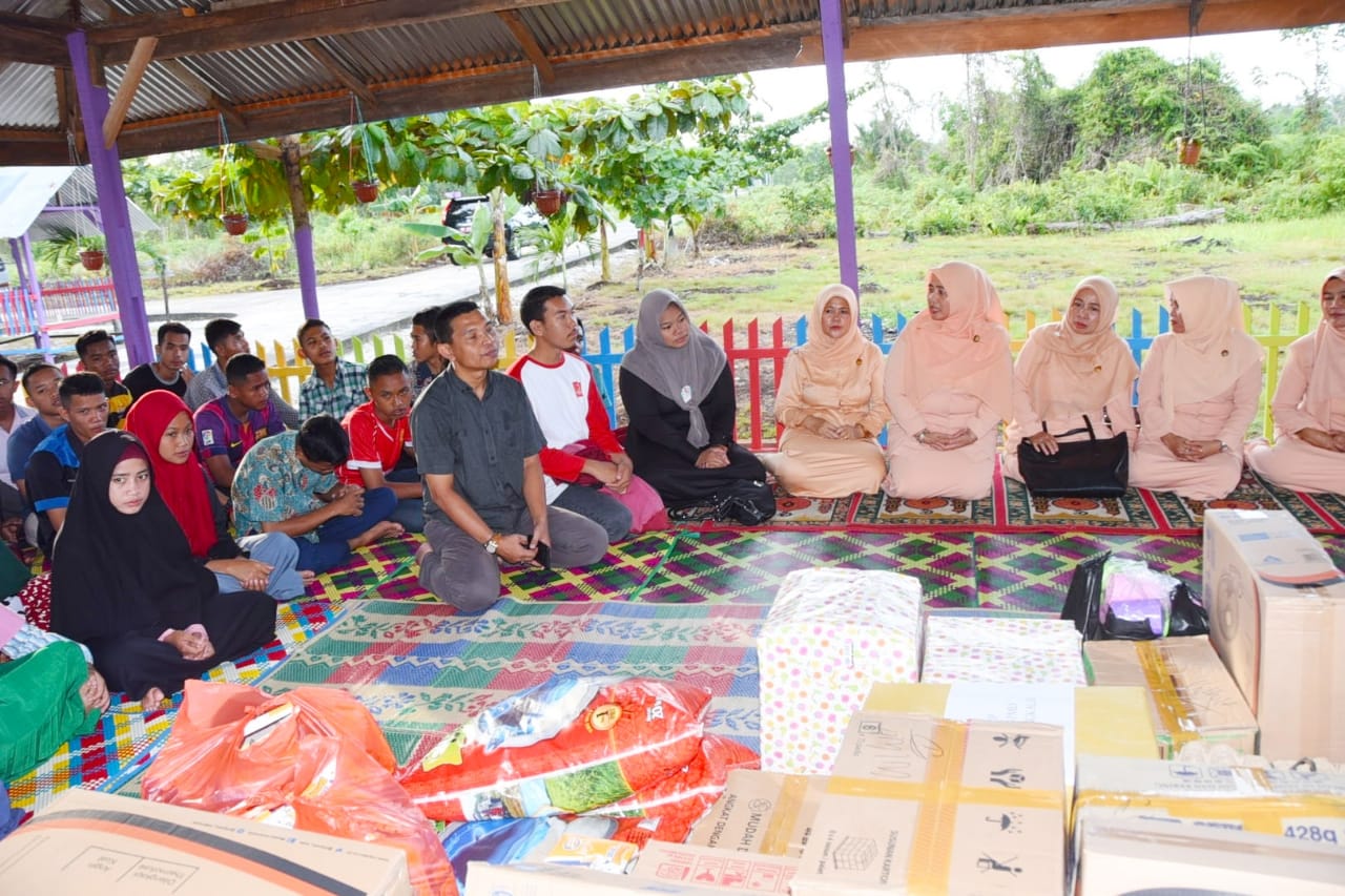 Forum Anak Kabupaten Bengkalis Ikut Kunjungi Panti Asuhan Bersama Ketua DWP Bengkalis