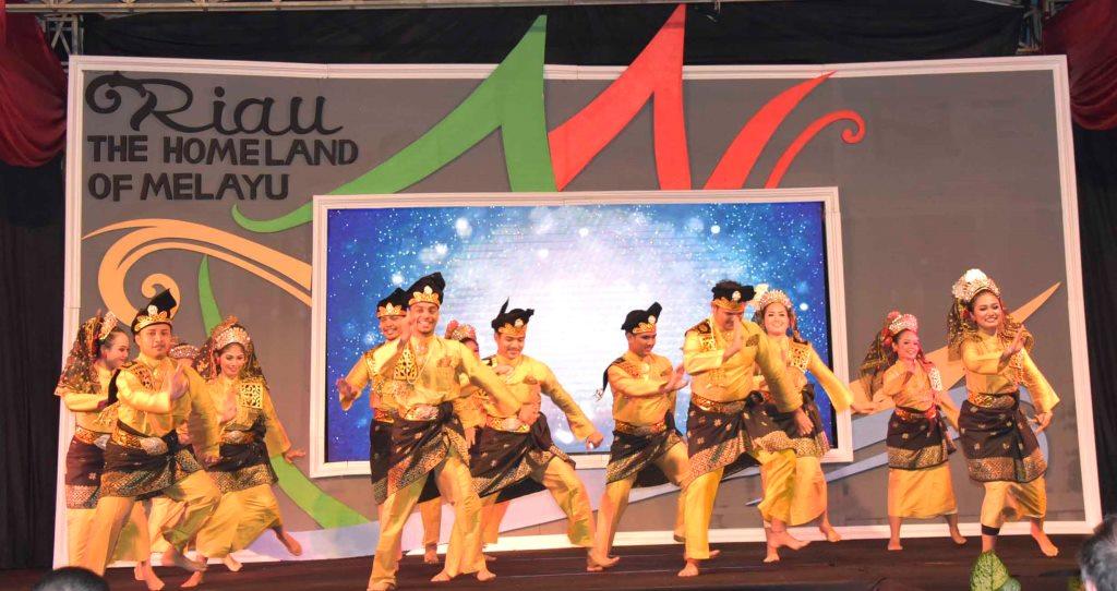 Bengkalis Tampilkan Zapin Pada Pagelaran Seni Budaya di Jakarta