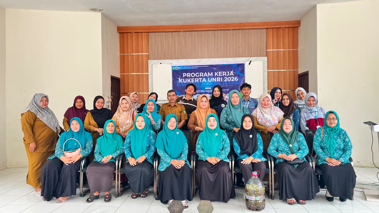 Mahasiswa KUKERTA UNRI 2026 Sosialisasikan Eco Kreatif Desa di Pangkalan Batang Barat