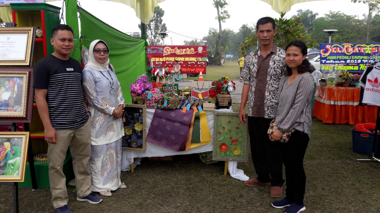 Bank Sampah saat ikuti pameran 