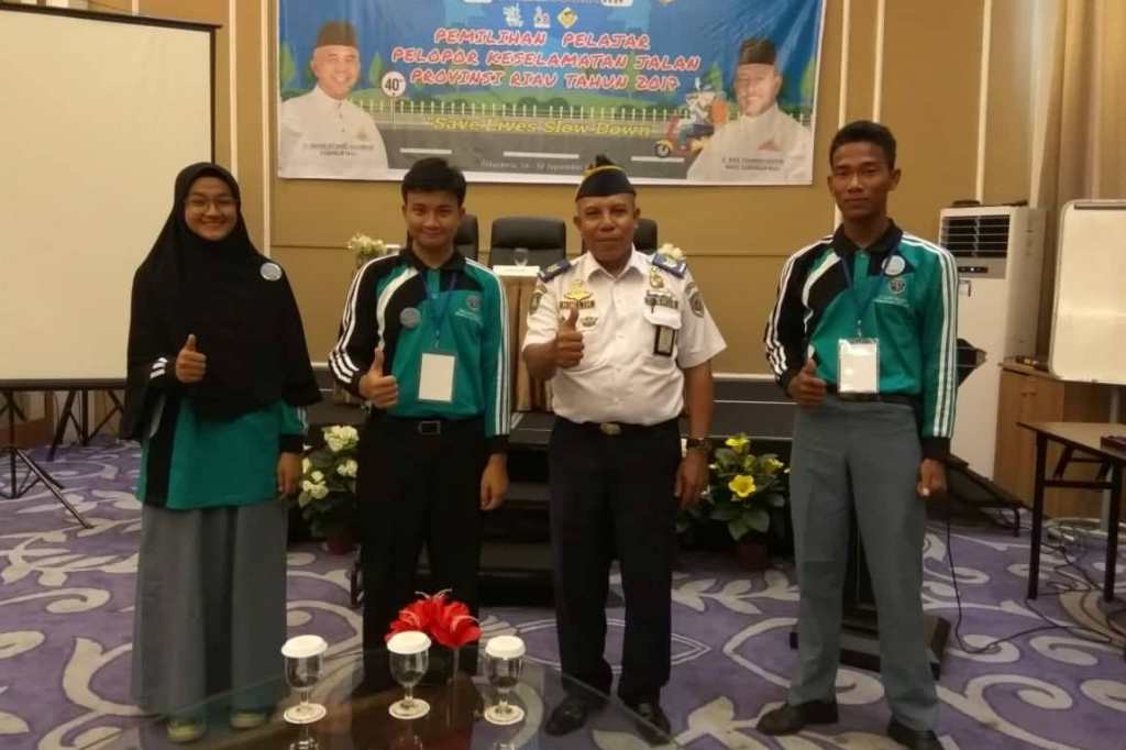 Para pemenang pemilihan pelajar pelopor keselamatan jalan tingkat Provinsi Riau tahun 2017