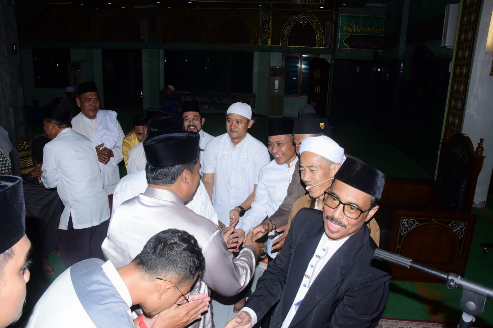 Safari Perdana H Bagus Santoso Sholat Tarawih Berjamaah Di Masjid