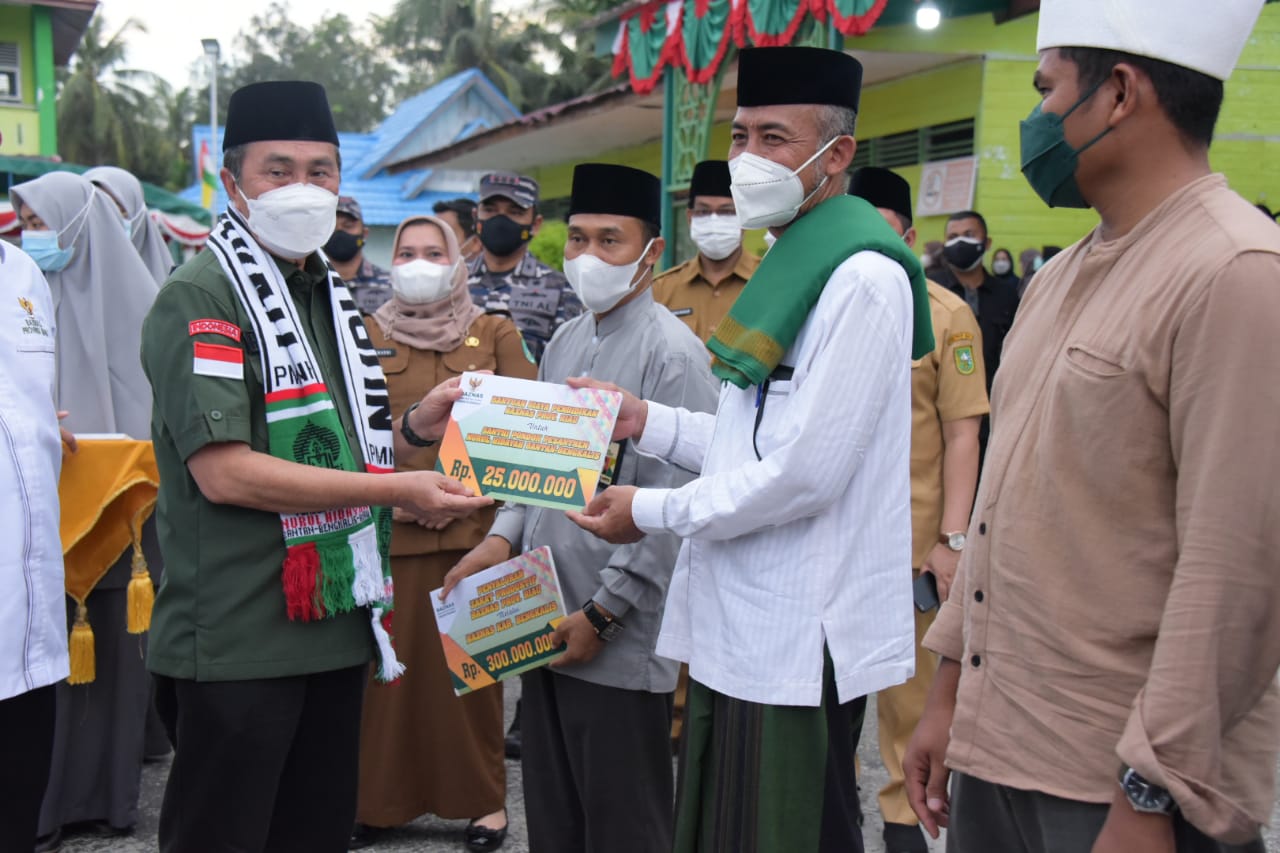 Bupati Kasmarni dampingi Gubri Syamsuar Kunjungi Ponpes Modern Nurul Hidayah